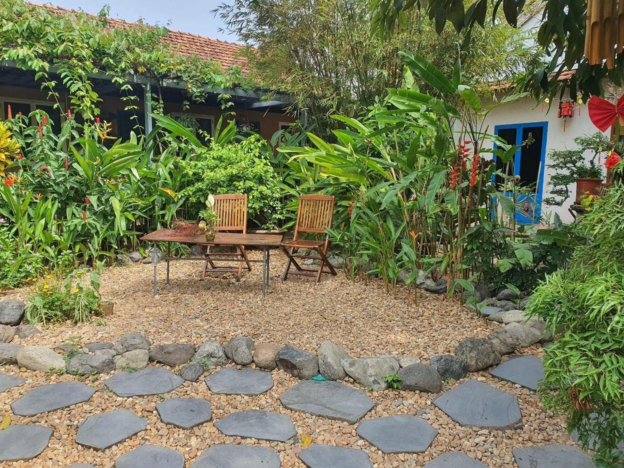 Yellow Farm Homestay Dong Tac Екстер'єр фото