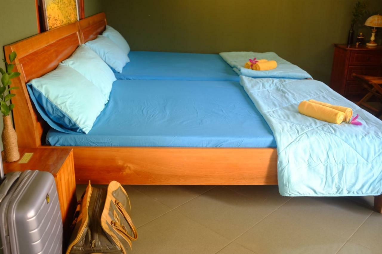 Yellow Farm Homestay Dong Tac Екстер'єр фото