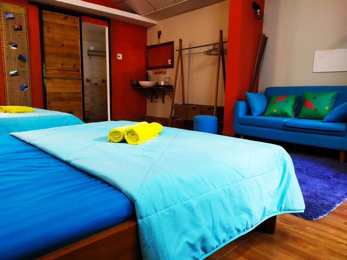 Yellow Farm Homestay Dong Tac Екстер'єр фото